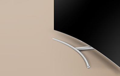 제품이 실버 커브 스탠드가 장착되어 있는 하단의 모습이 보여지고 있으며 배경은 어두운 살색으로 되어있습니다.